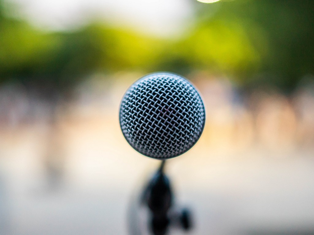 Using Voice Modulation to Captivate Your Audience